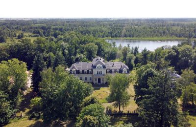 Kasteel te koop Mielno, Groot-Polen, Dronefoto