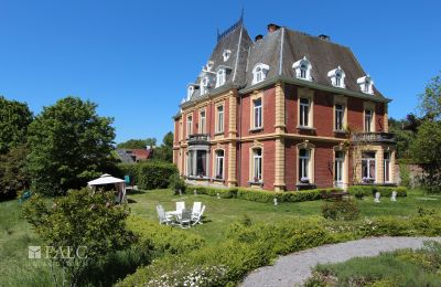 Kasteel te koop Fays, Wallonie, Ansicht vom märchenhaften Garten