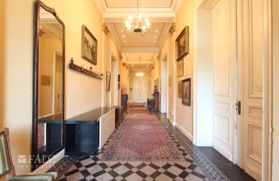 Kasteel te koop Fays, Wallonie, Entrée im EG