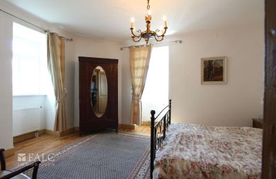 Kasteel te koop Fays, Wallonie, Erstes Schlafzimmer im 2.OG