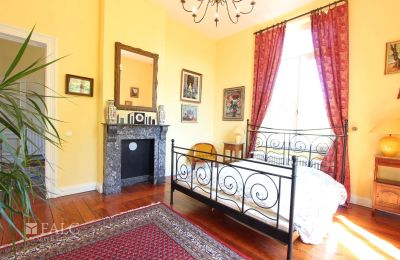 Kasteel te koop Fays, Wallonie, Erstes Schlafzimmer im 1.OG