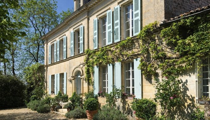 Landhuis te koop Gémozac, Nouvelle-Aquitaine