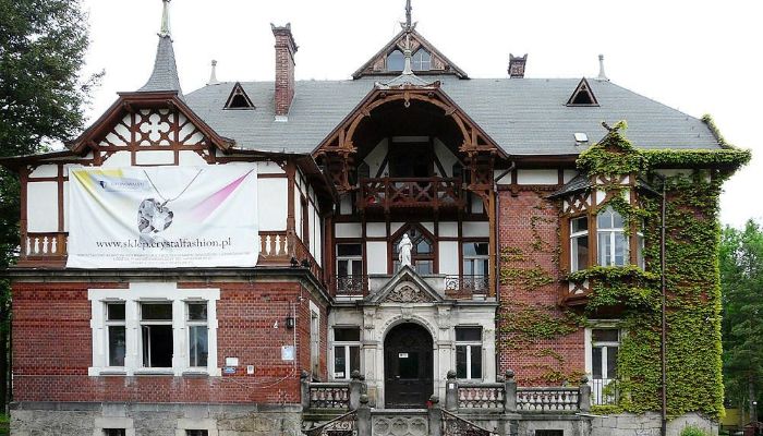 Historische villa te koop Kudowa-Zdrój, Neder-Silezië,  Polen