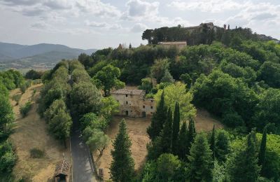 Landelijk huis te koop Città di Castello, Umbria, Dronefoto