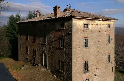 Kasteel te koop San Leo Bastia, Palazzo Vaiano, Umbria, Buitenaanzicht