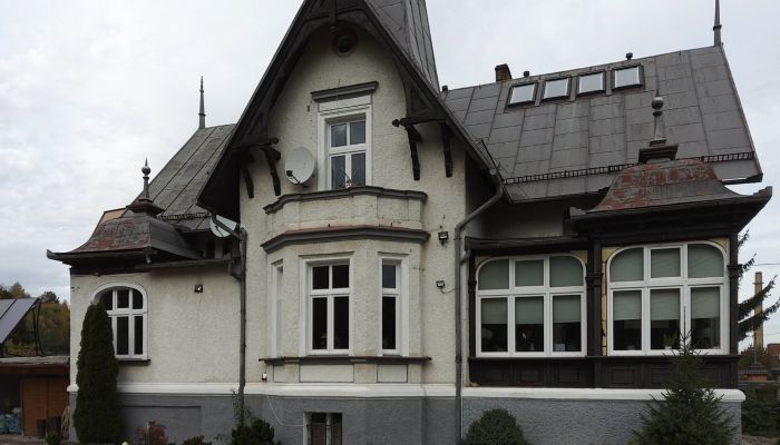 Historische villa te koop Głuchołazy, Opole,  Polen