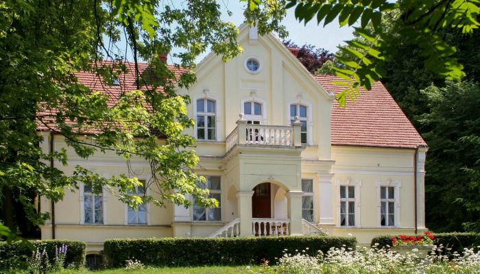 Landhuis te koop Chojnice, Pommeren,  Polen