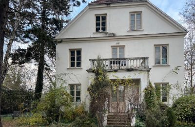 Historische villa te koop Warszawa, Ursus, Mazovië, Buitenaanzicht