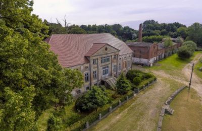 Kasteel te koop Przybysław, West-Pommeren, Toegang