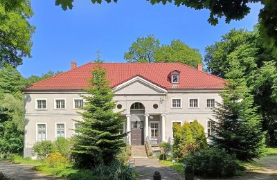 Historische panden, Landhuis in Polen bij Görlitz (Duitsland)