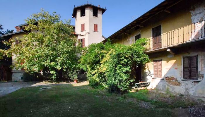 Historische villa Golasecca, Lombardije