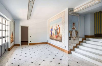Historische villa te koop 28040 Lesa, Piemonte, Ingangshal