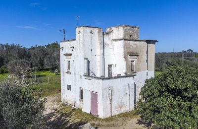 Landelijk huis te koop Oria, Puglia, Buitenaanzicht
