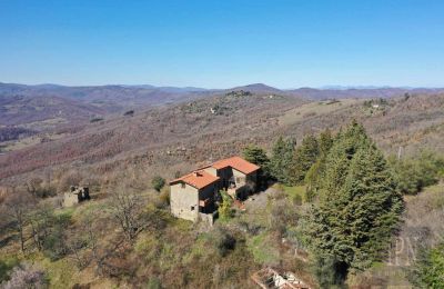 Landelijk huis te koop 06019 Preggio, Umbria, Dronefoto