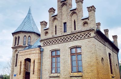Historische villa te koop Chmielniki, Koejavië-Pommeren, Vooraanzicht