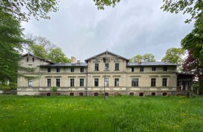 Kasteel te koop Stradzewo, Pałac w Stradzewie, West-Pommeren, Vooraanzicht