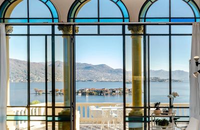 Vastgoed, Luxueus appartement in grote villa aan het Lago Maggiore