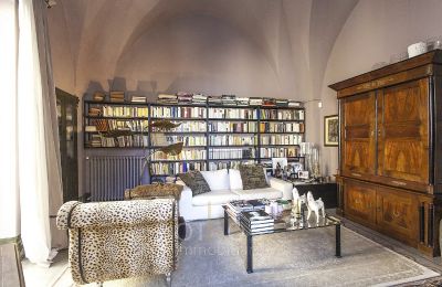 Appartement in een historisch pand te koop Oria, Puglia, Woonkamer
