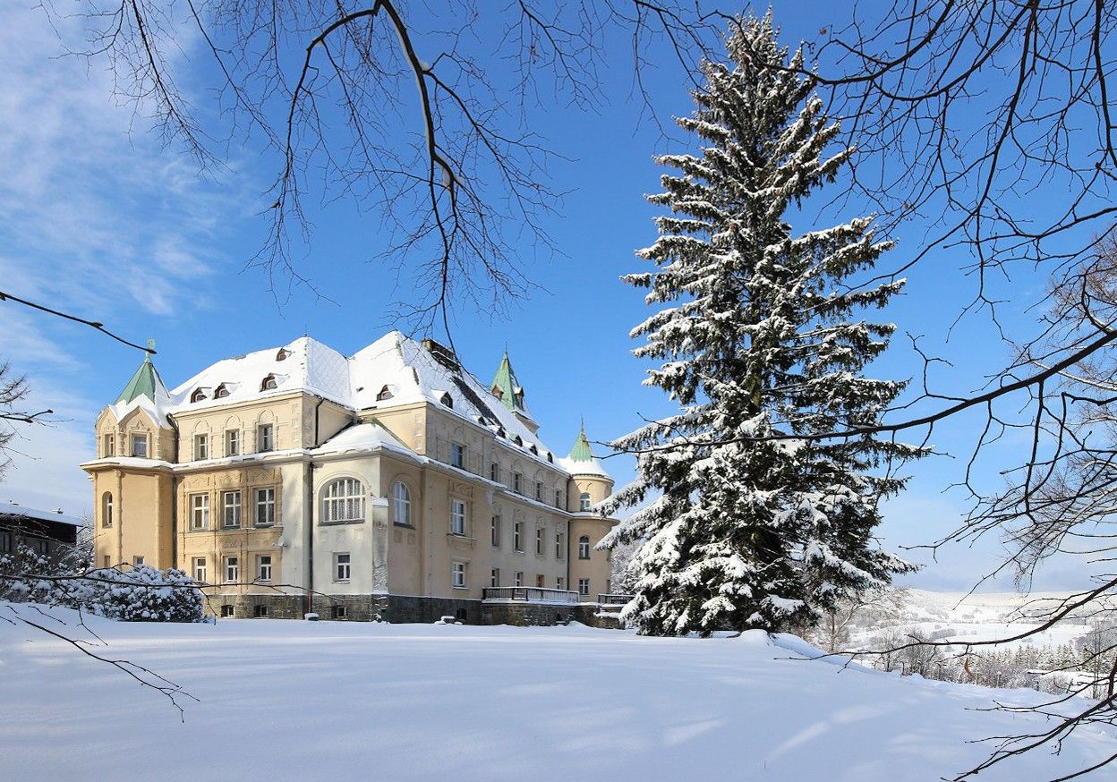 Images Historisch hotel in het Reuzengebergte