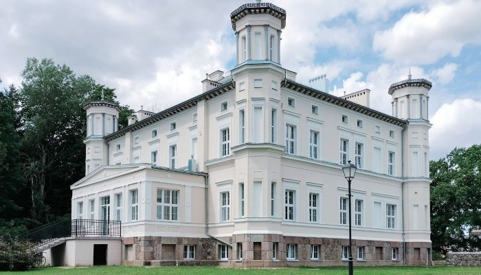 Kasteel appartement te koop Lubiechowo, West-Pommeren,  Polen