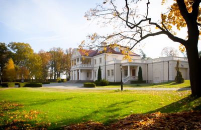 Landhuis te koop Zborów, Kownackiej 33, Groot-Polen, Zijaanzicht