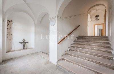 Kasteel te koop Žitenice, Zámek Žitenice, Ústecký kraj, Trappenhuis
