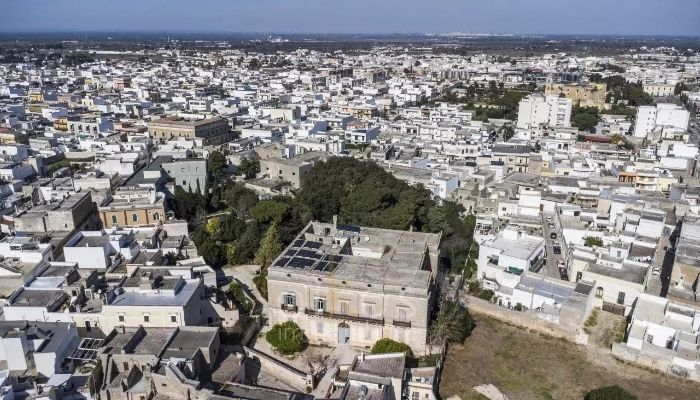 Paleis te koop Manduria, Puglia,  Italië