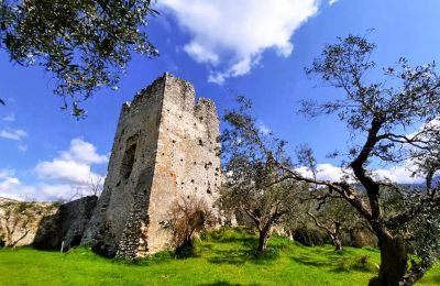 Burcht te koop Lazio, Toren