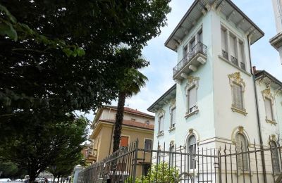 Appartement in een historisch pand te koop Luino, Lombardije, Foto 2/19