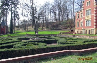 Kasteel te koop Ziębice, Chrobrego 11, Neder-Silezië, Tuin