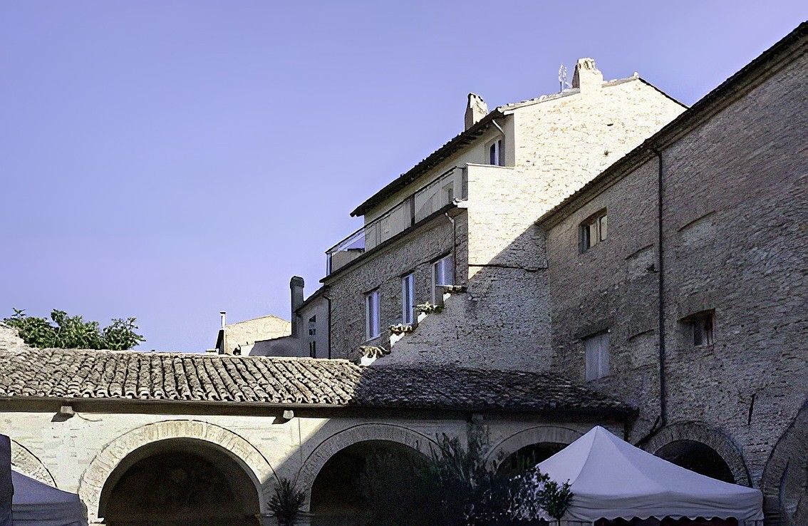 Offida, Marche te koop