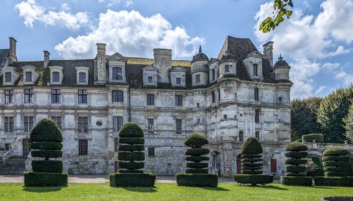 Kasteel te koop 95420 Magny-en-Vexin, Île-de-France,  Frankrijk