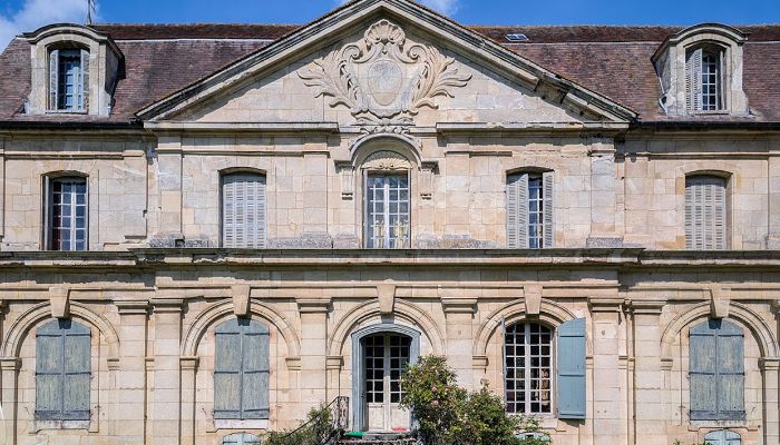 Kasteel te koop 95420 Magny-en-Vexin, Île-de-France,  Frankrijk