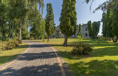 Kasteel te koop Mgowo, Pałac w Mgowie, Koejavië-Pommeren, Toegang
