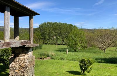 Landelijk huis te koop Moeche, Sta Cruz de Moeche, Galicië, Omgeving van het pand
