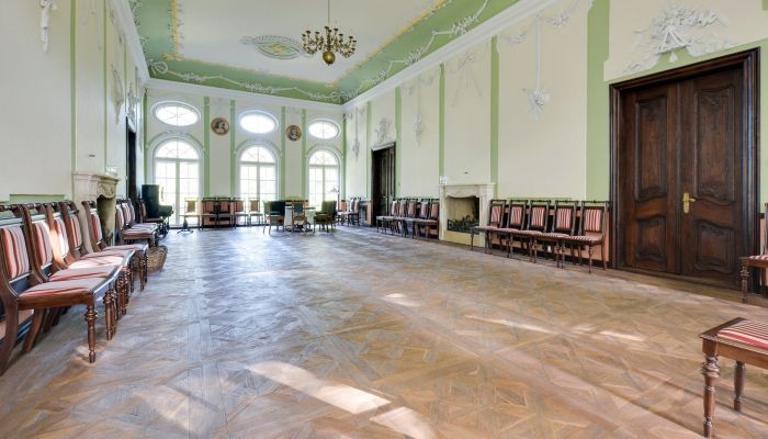 Kasteel te koop Popowo Stare, Groot-Polen,  Polen