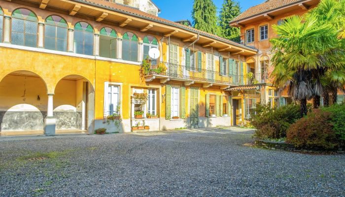 Historische villa te koop Miasino, Piemonte,  Italië