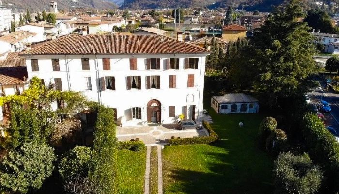 Historische villa te koop Italië,  Italië