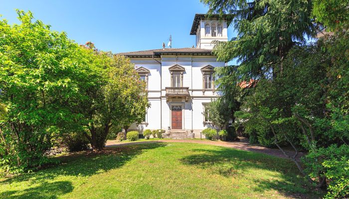 Historische villa te koop Verbania, Piemonte,  Italië