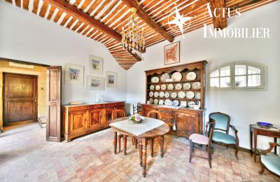 Historisch pand te koop Grans, Provence-Alpes-Côte d'Azur, Woonruimte