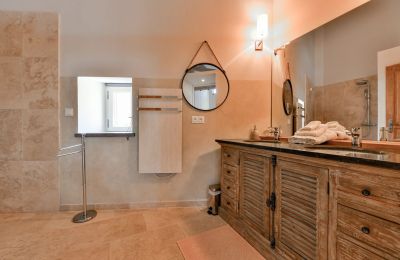 Historisch pand te koop Occitanie, Badkamer
