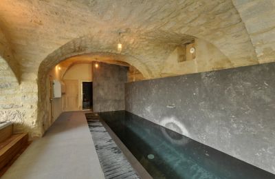 Kasteel te koop Uzès, Occitanie, Foto 15/38
