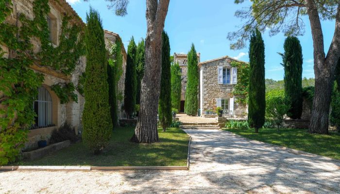 Landhuis te koop Uzès, Occitanie,  Frankrijk
