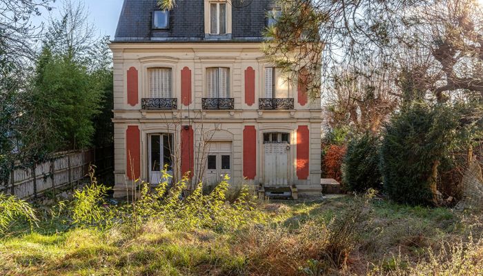 Historische villa te koop Sèvres, Île-de-France,  Frankrijk