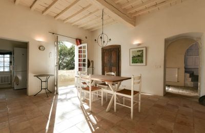 Landhuis te koop Uzès, Occitanie, Foto 15/28