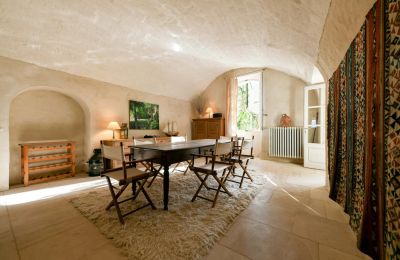 Landhuis te koop Uzès, Occitanie, Foto 7/28