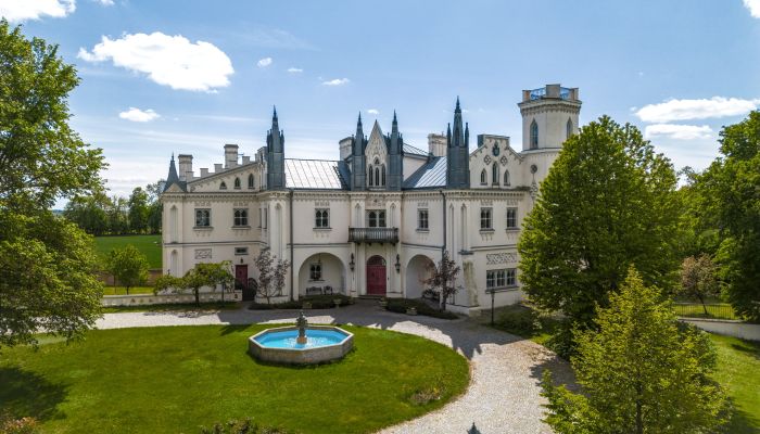Kasteel te koop Patrykozy, Mazovië,  Polen