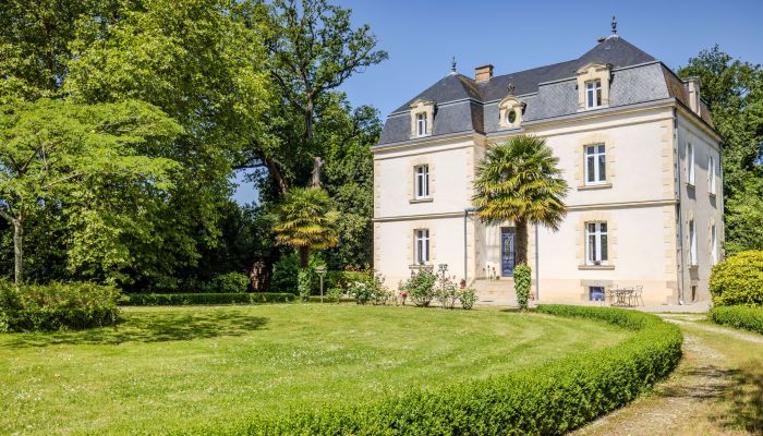 Historische villa te koop Challans, Pays de la Loire,  Frankrijk