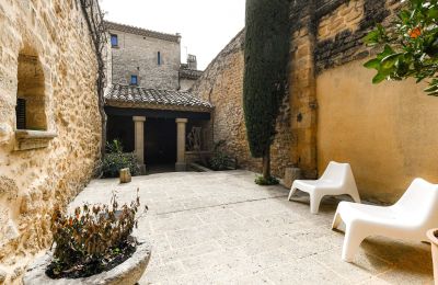 Historisch pand te koop Vers-Pont-du-Gard, Occitanie, Binnenplaats