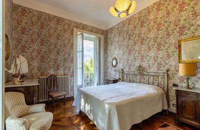 Historische villa te koop Longone al Segrino, Lombardije, Slaapkamer
